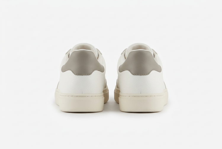 Zapatillas Armani Exchange blancas con gris