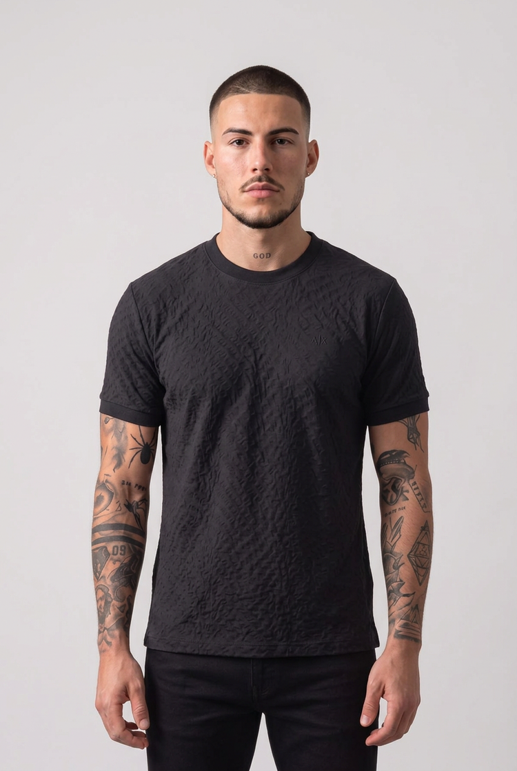 Camiseta Armani Exchange texturizada negra