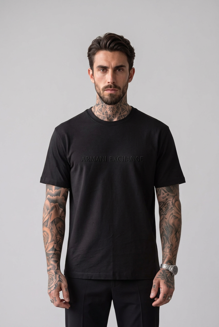 Camiseta Armani Exchange logo en relieve