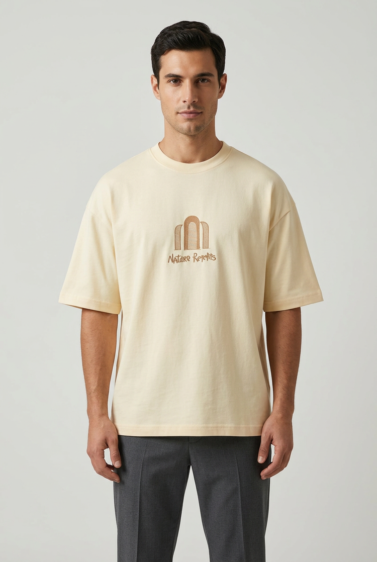 Camiseta Pull&Bear amarilla Nature Resorts