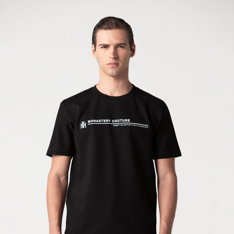 Modelo con JAMESON T-SHIRT MEN BLACK